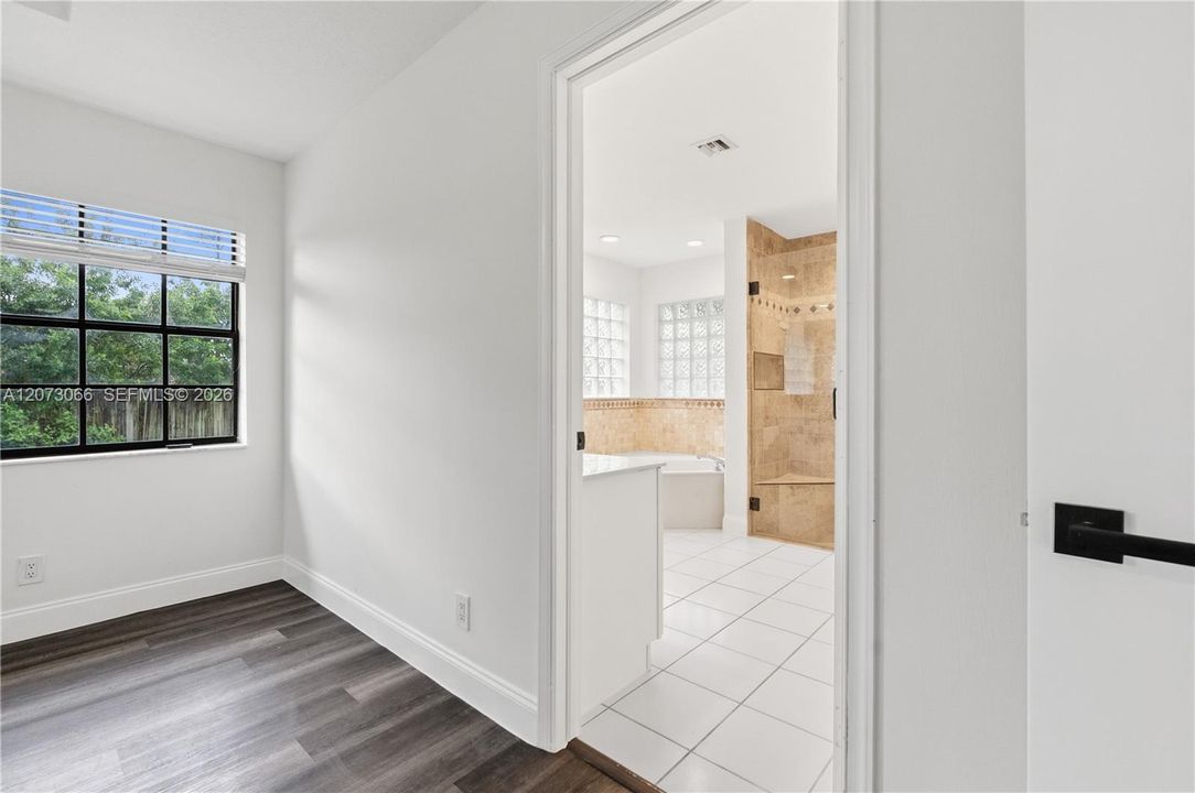 For Sale: $745,000 (4 beds, 2 baths, 2274 Square Feet)
