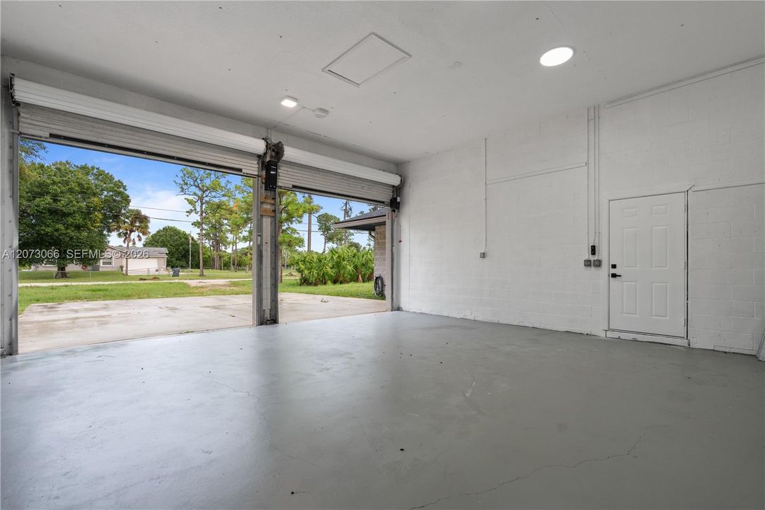 For Sale: $745,000 (4 beds, 2 baths, 2274 Square Feet)