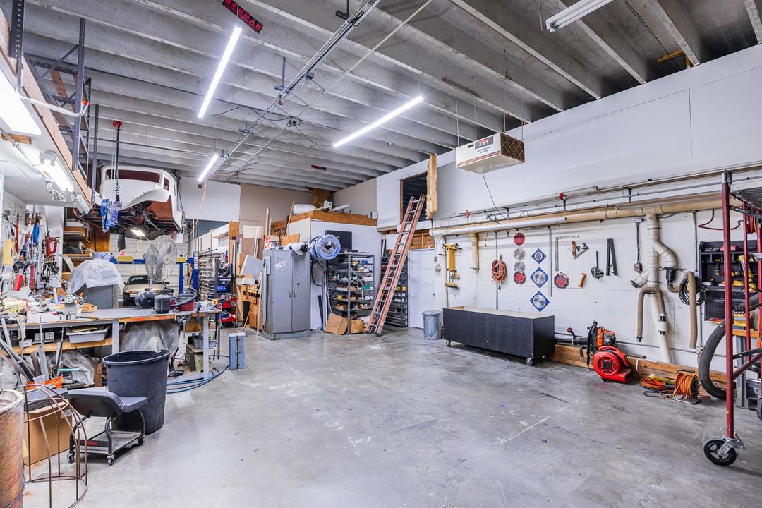 231 SW 5 Ct-19