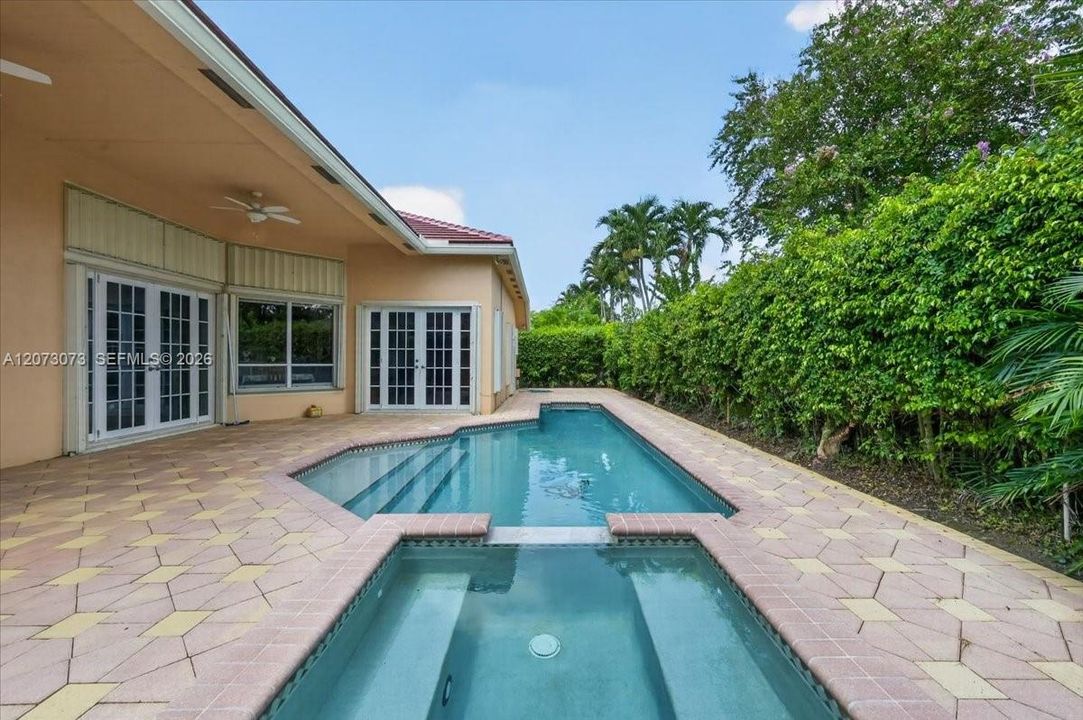 For Sale: $985,000 (4 beds, 3 baths, 2829 Square Feet)