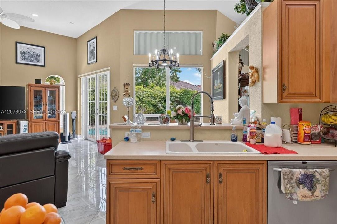 For Sale: $985,000 (4 beds, 3 baths, 2829 Square Feet)