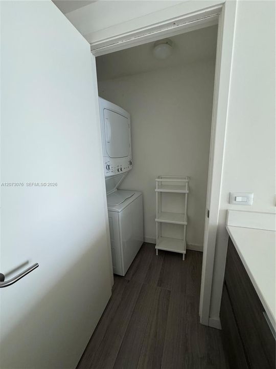 В аренду: $3,600 (1 спален, 1 ванн, 769 Квадратных фут)