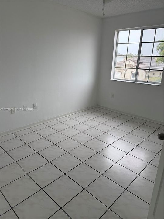 En Renta: $3,800 (4 camas, 3 baños, 2146 Pies cuadrados)