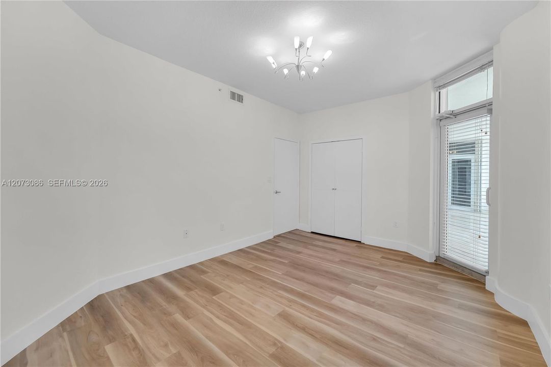 На продажу: $675,000 (2 спален, 2 ванн, 1280 Квадратных фут)