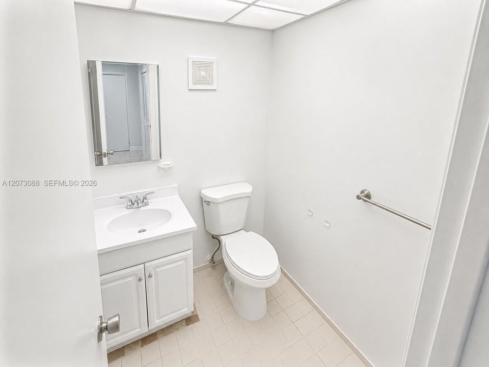 В аренду: $1,500 (1 спален, 1 ванн, 721 Квадратных фут)