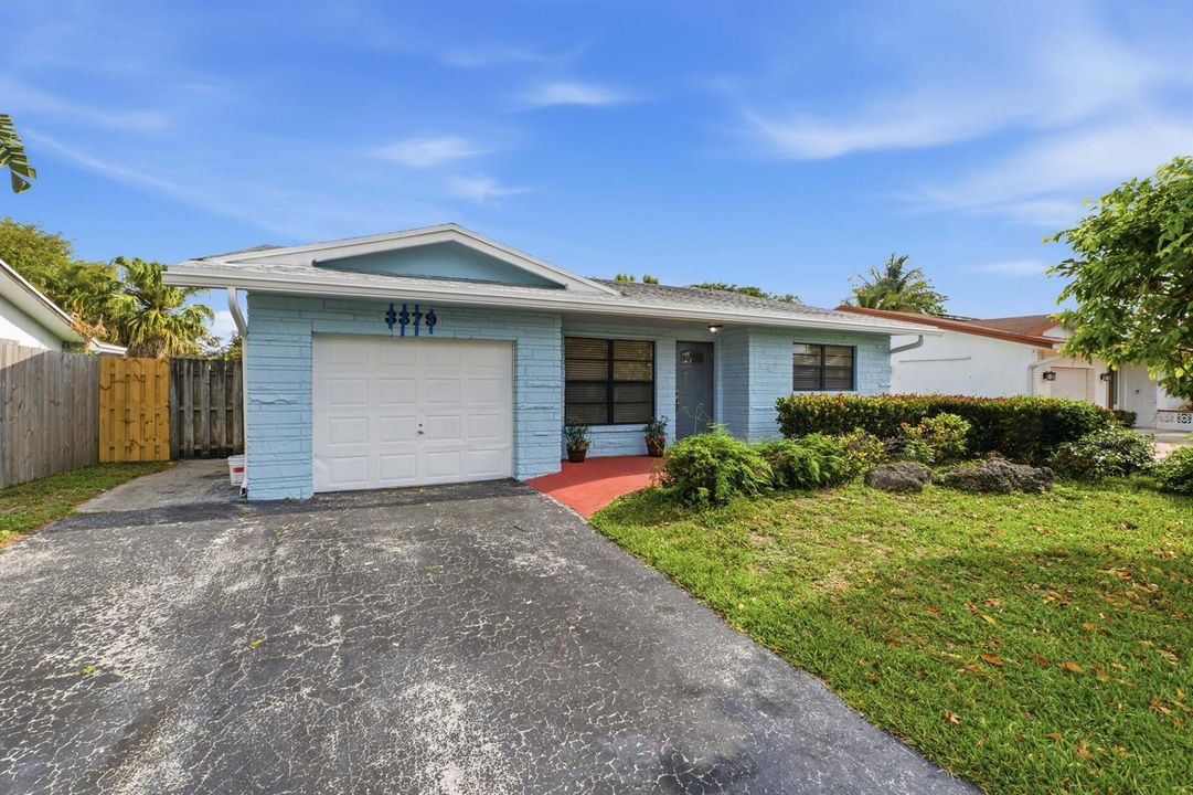 3379 NW 63rd St_018