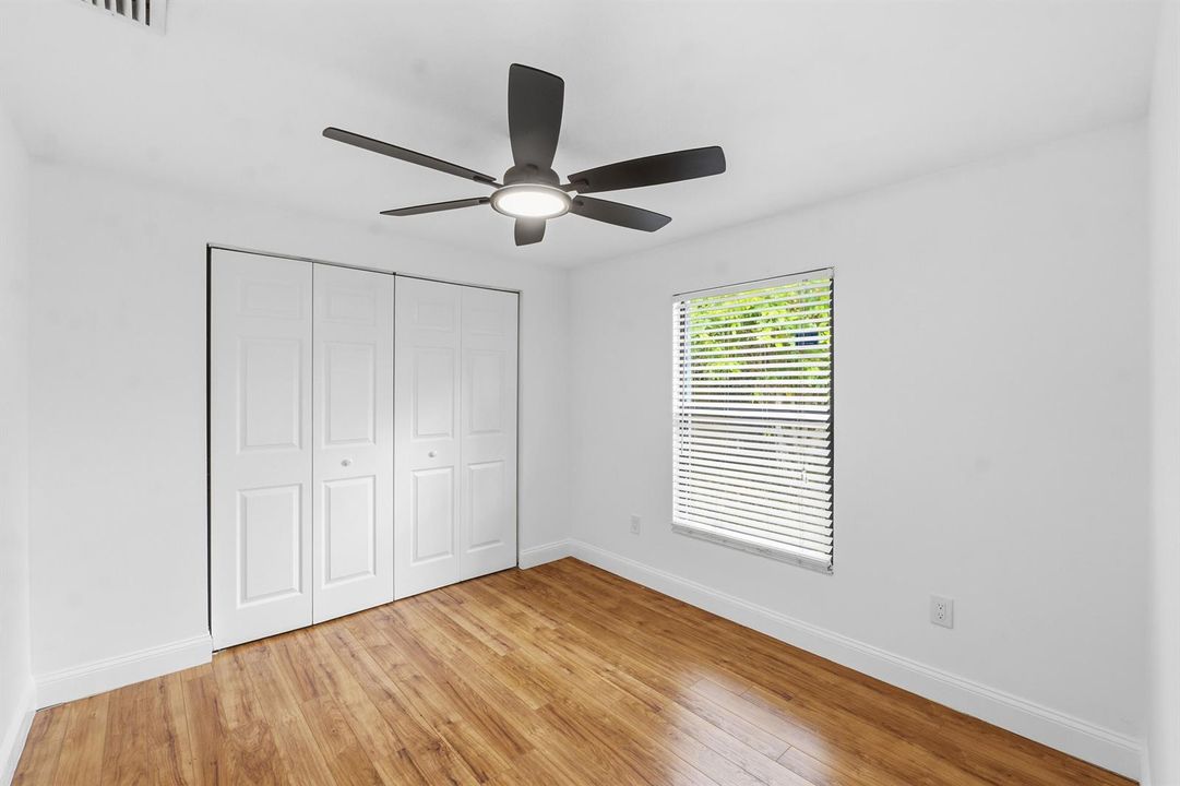 3379 NW 63rd St_028