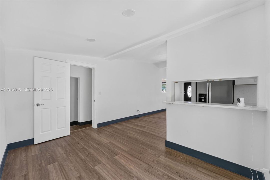 For Sale: $524,999 (4 beds, 2 baths, 1607 Square Feet)