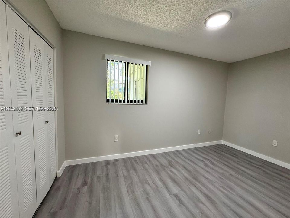 For Rent: $1,850 (2 beds, 2 baths, 860 Square Feet)