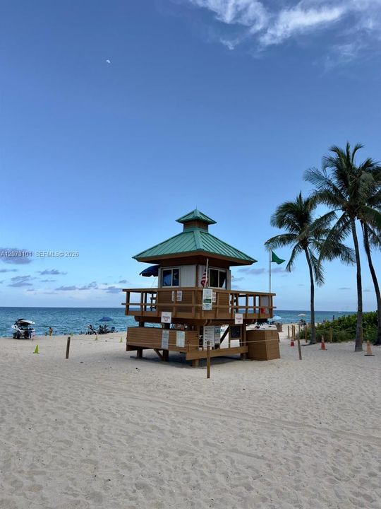 For Rent: $6,000 (2 beds, 2 baths, 1266 Square Feet)