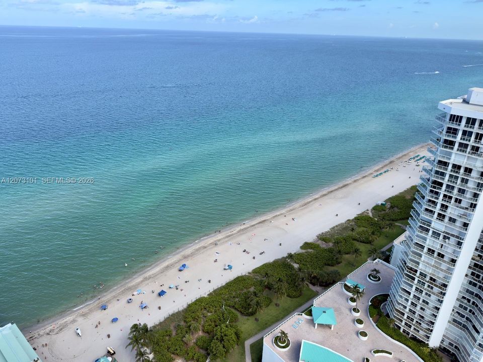 For Rent: $6,000 (2 beds, 2 baths, 1266 Square Feet)
