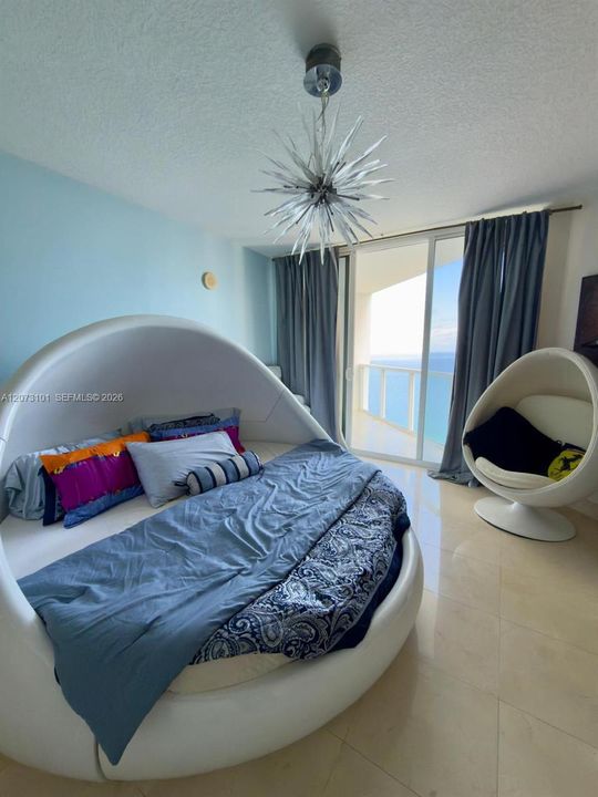 For Rent: $6,000 (2 beds, 2 baths, 1266 Square Feet)