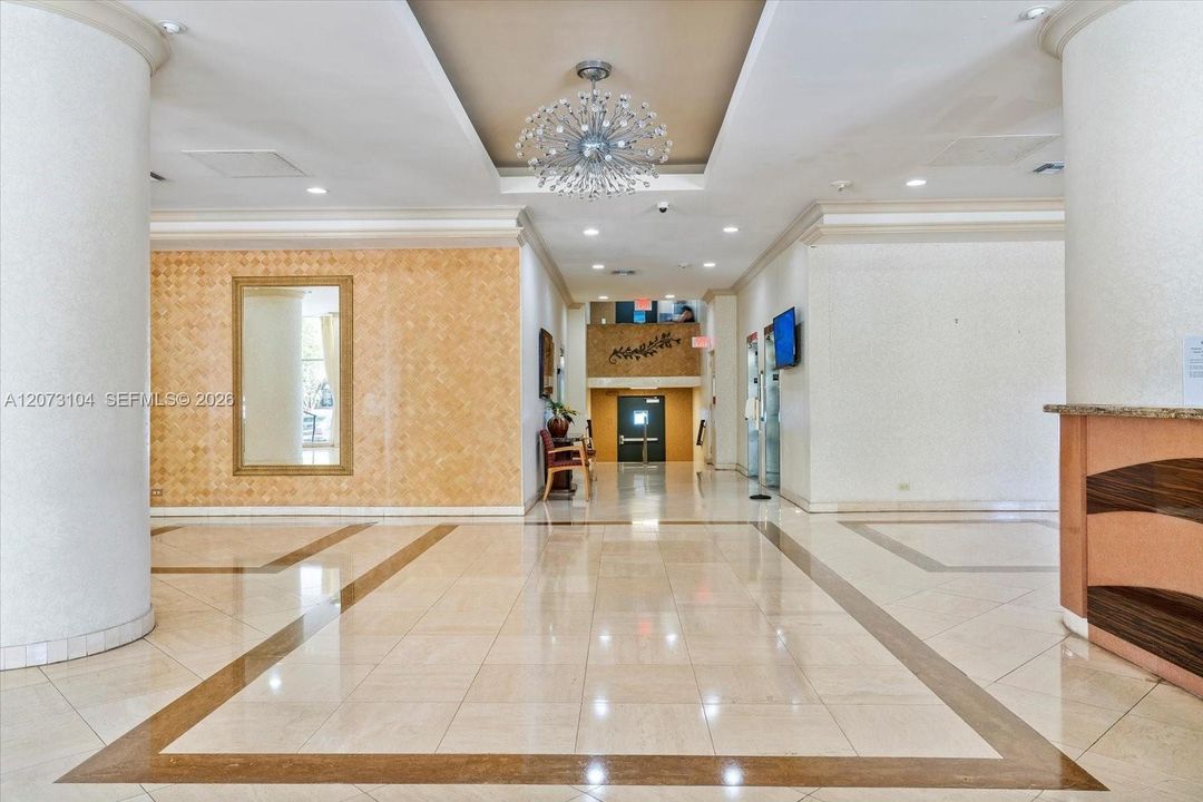 En Venta: $279,000 (1 camas, 1 baños, 943 Pies cuadrados)