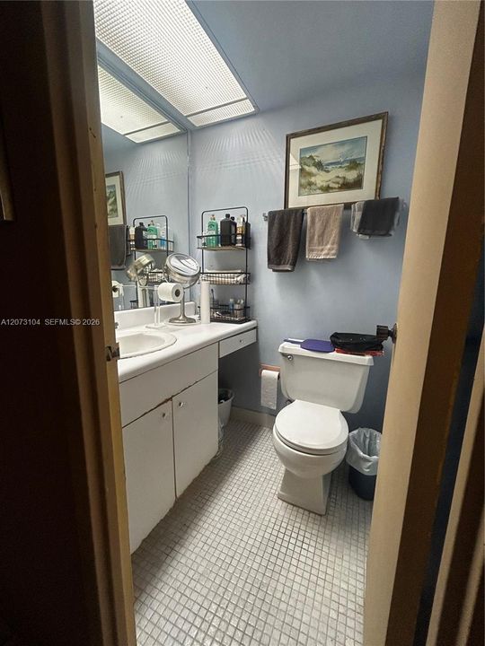 En Venta: $279,000 (1 camas, 1 baños, 943 Pies cuadrados)