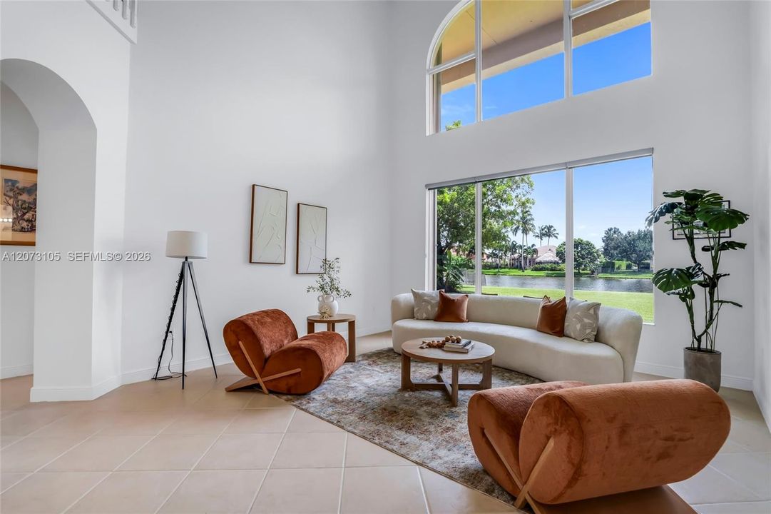 For Sale: $1,745,000 (6 beds, 4 baths, 4287 Square Feet)