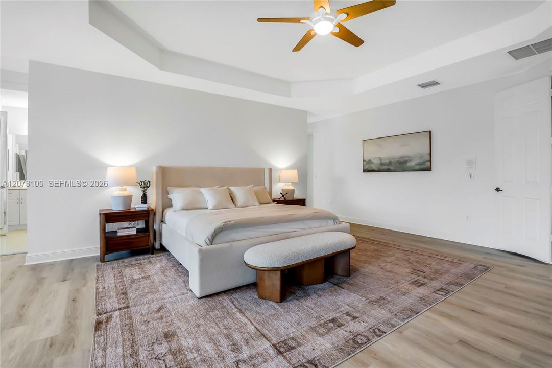 For Sale: $1,745,000 (6 beds, 4 baths, 4287 Square Feet)