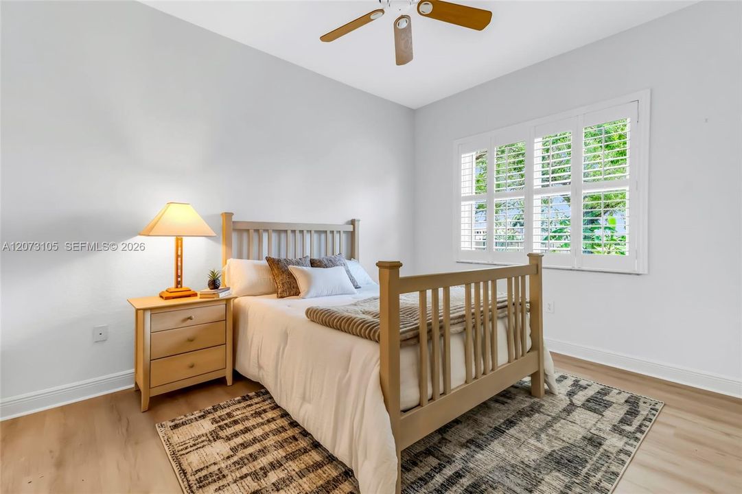 For Sale: $1,745,000 (6 beds, 4 baths, 4287 Square Feet)