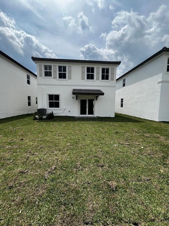 For Rent: $4,250 (4 beds, 2 baths, 2002 Square Feet)