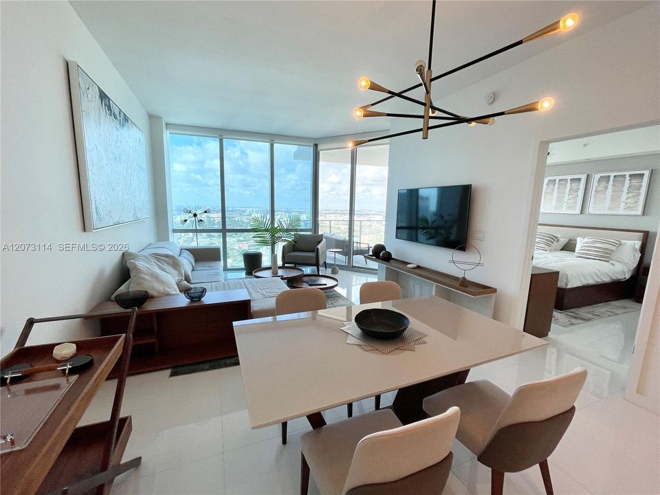 В аренду: $5,500 (2 спален, 2 ванн, 1173 Квадратных фут)