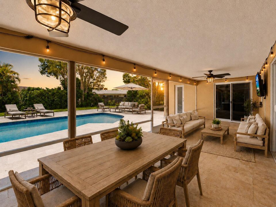 10380 NW 39th Manor