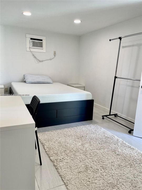 For Rent: $1,500 (1 beds, 1 baths, 500 Square Feet)