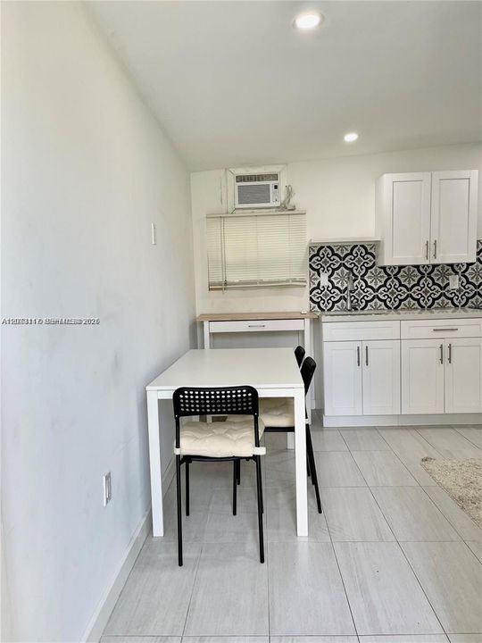 For Rent: $1,500 (1 beds, 1 baths, 500 Square Feet)