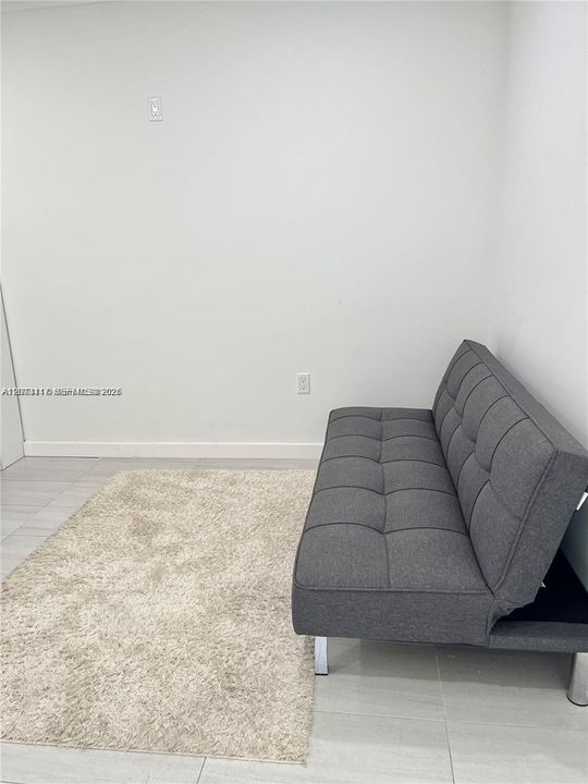 For Rent: $1,500 (1 beds, 1 baths, 500 Square Feet)
