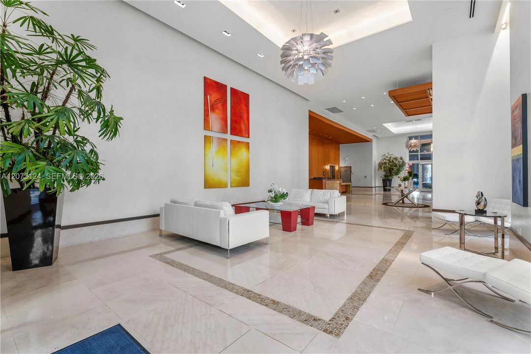 В аренду: $3,900 (2 спален, 2 ванн, 1368 Квадратных фут)