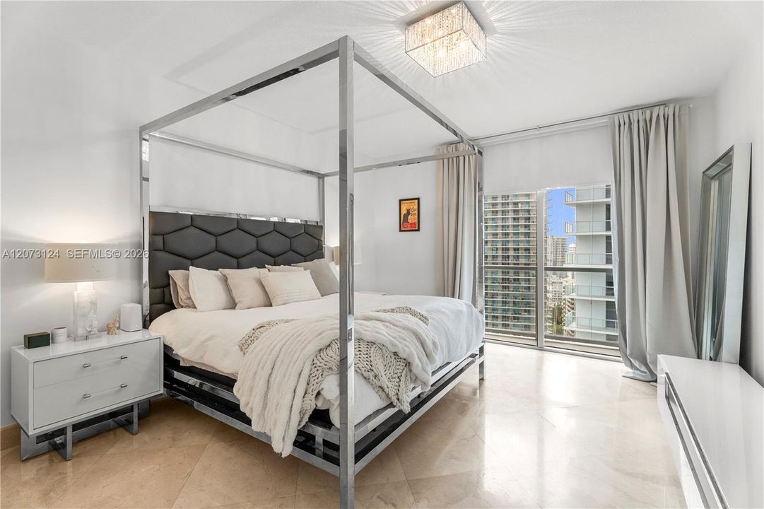 В аренду: $3,900 (2 спален, 2 ванн, 1368 Квадратных фут)