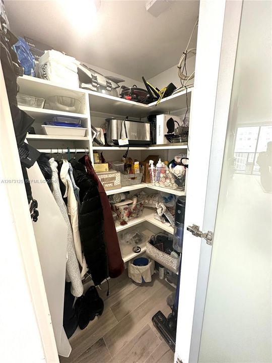 В аренду: $2,650 (1 спален, 1 ванн, 757 Квадратных фут)