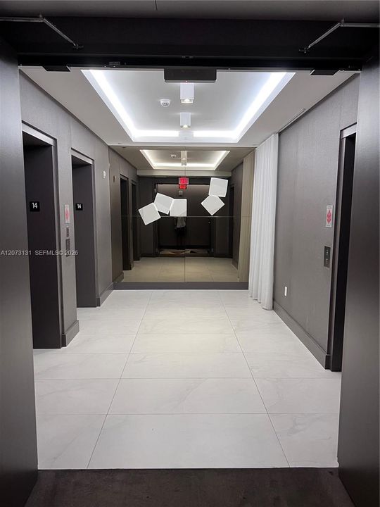 En Venta: $1,077,000 (2 camas, 2 baños, 1962 Pies cuadrados)