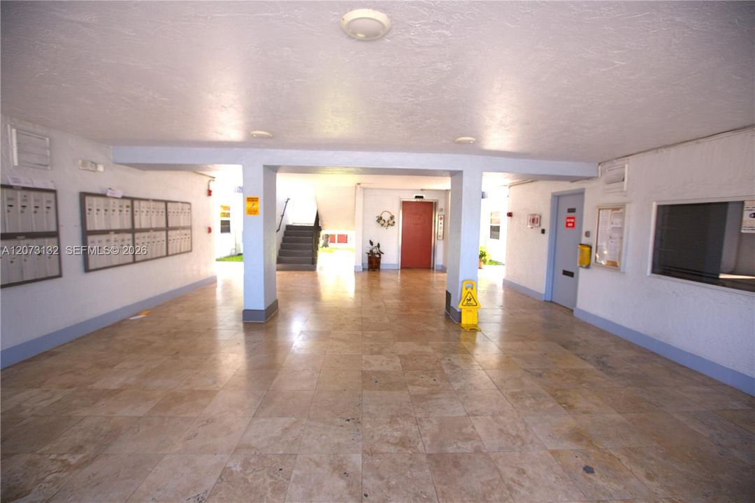 For Sale: $349,900 (3 beds, 2 baths, 1168 Square Feet)