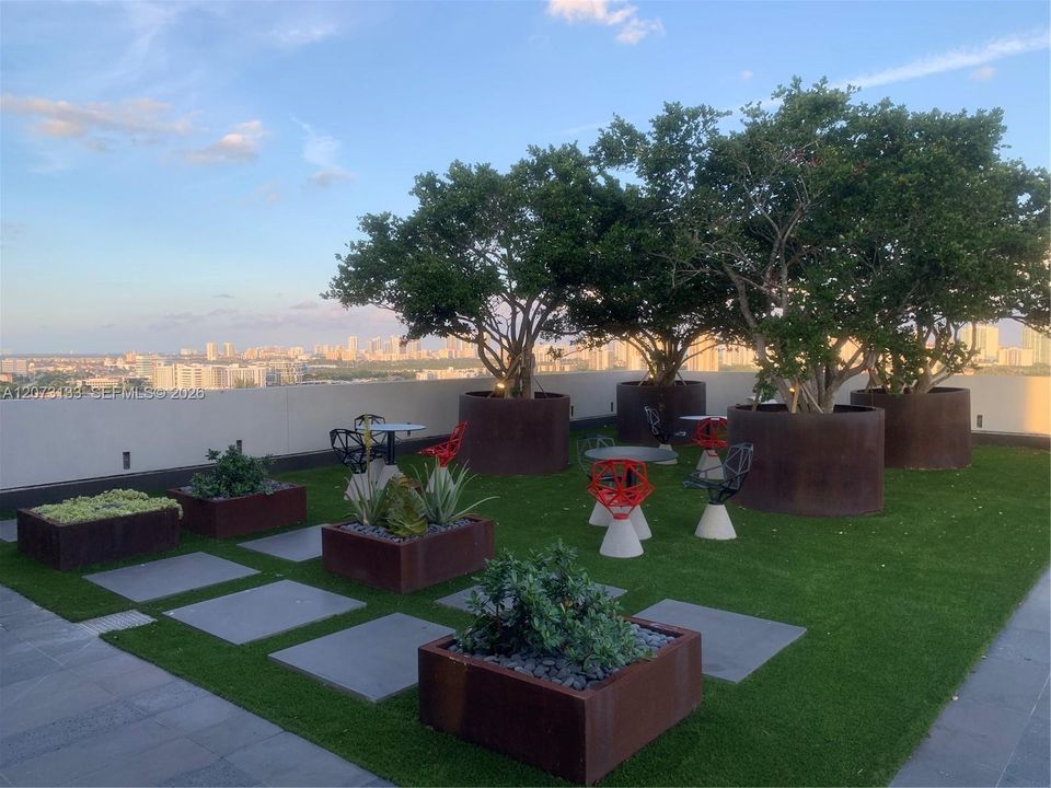 For Rent: $2,350 (0 beds, 0 baths, 0 Square Feet)