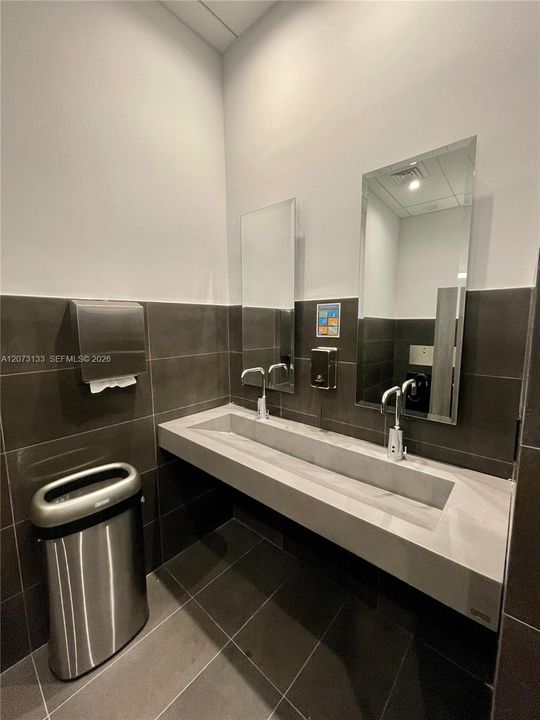 For Rent: $2,350 (0 beds, 0 baths, 0 Square Feet)