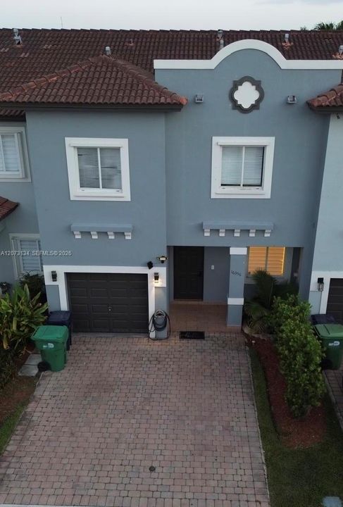 En Renta: $3,400 (4 camas, 2 baños, 1490 Pies cuadrados)