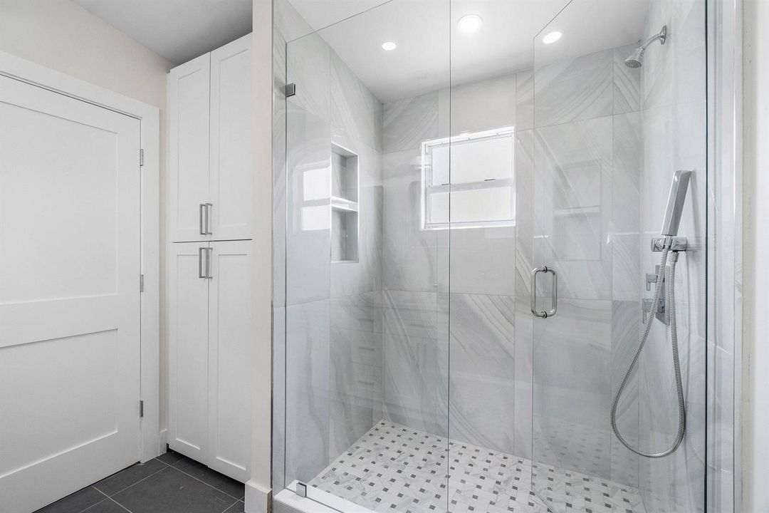 022-325Southwest8thAvenue-DelrayBeach-FL