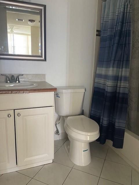 For Sale: $124,900 (1 beds, 1 baths, 790 Square Feet)