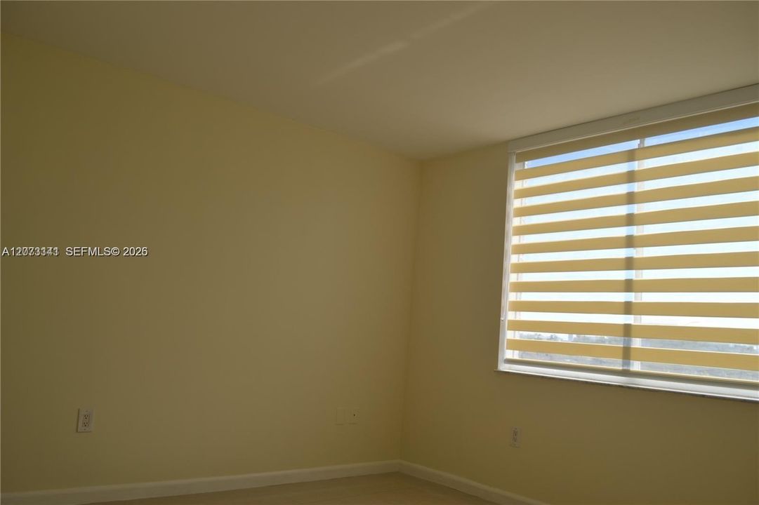 В аренду: $2,450 (2 спален, 2 ванн, 899 Квадратных фут)