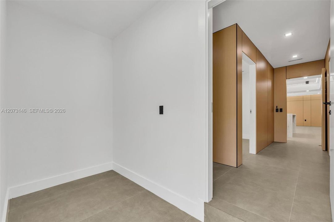 For Sale: $2,350,000 (6 beds, 4 baths, 3467 Square Feet)