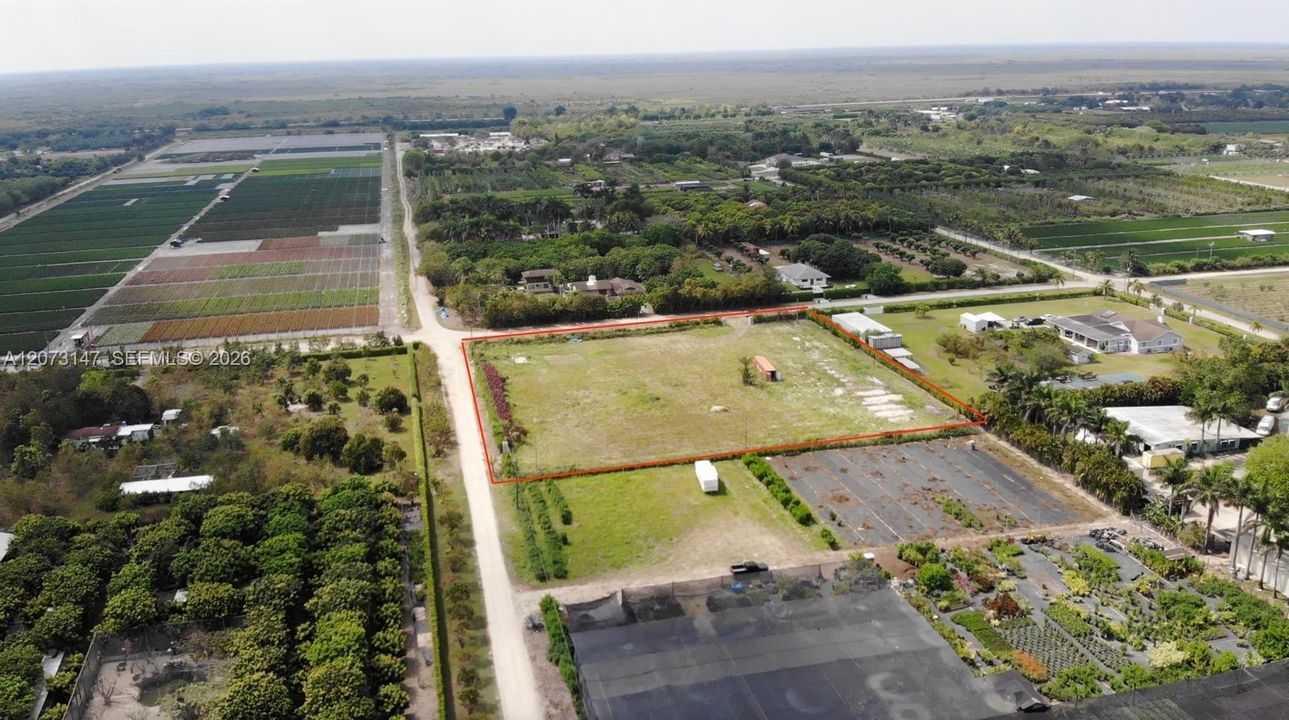 待售: $649,000 (2.50 acres)