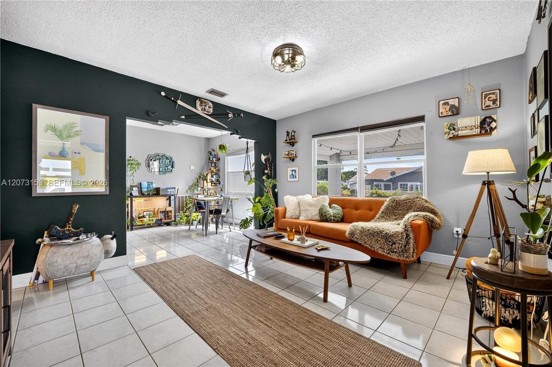 For Sale: $1,150,000 (0 beds, 0 baths, 3304 Square Feet)