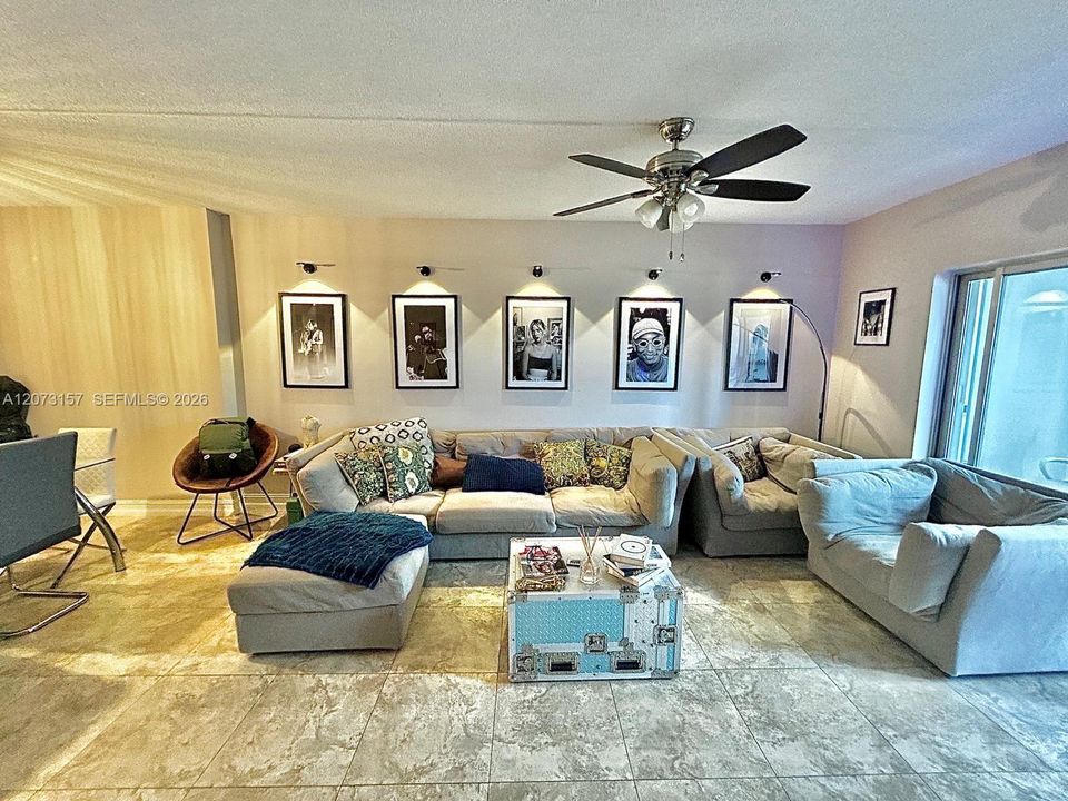 En Venta: $190,000 (1 camas, 1 baños, 844 Pies cuadrados)