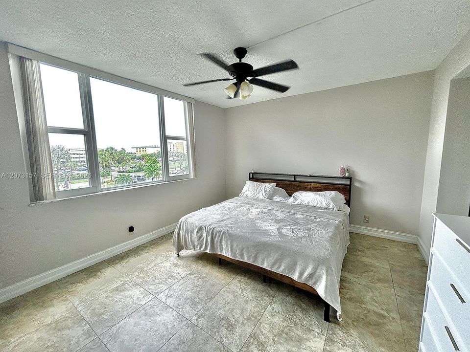 En Venta: $190,000 (1 camas, 1 baños, 844 Pies cuadrados)