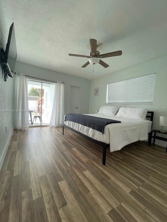 For Rent: $3,800 (3 beds, 2 baths, 1545 Square Feet)