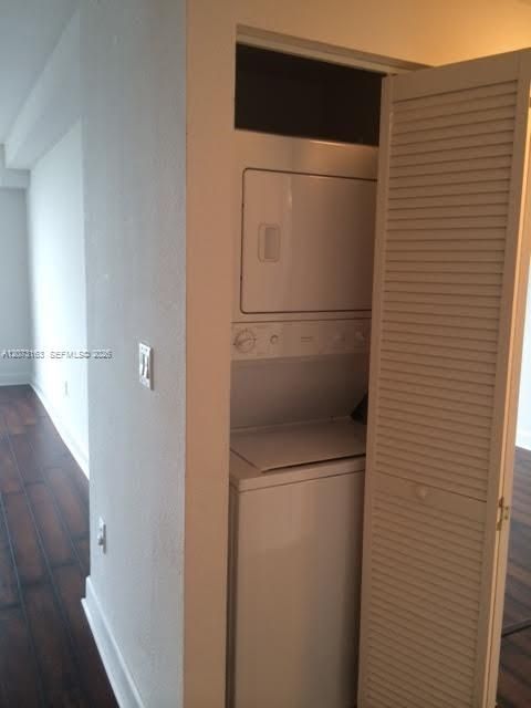 For Rent: $2,500 (2 beds, 2 baths, 1036 Square Feet)