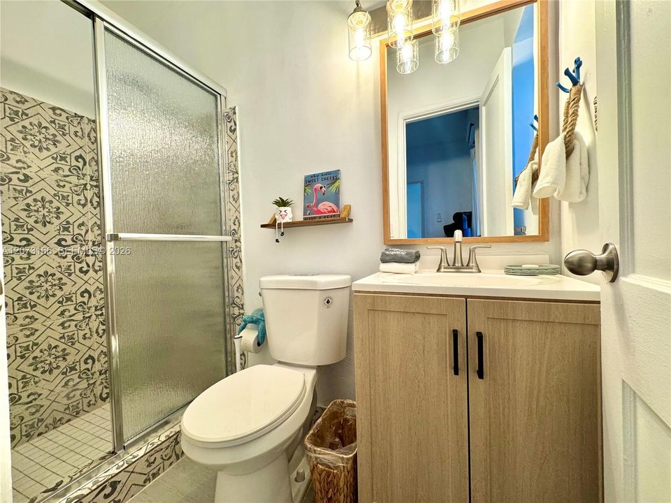 For Rent: $2,400 (1 beds, 1 baths, 550 Square Feet)