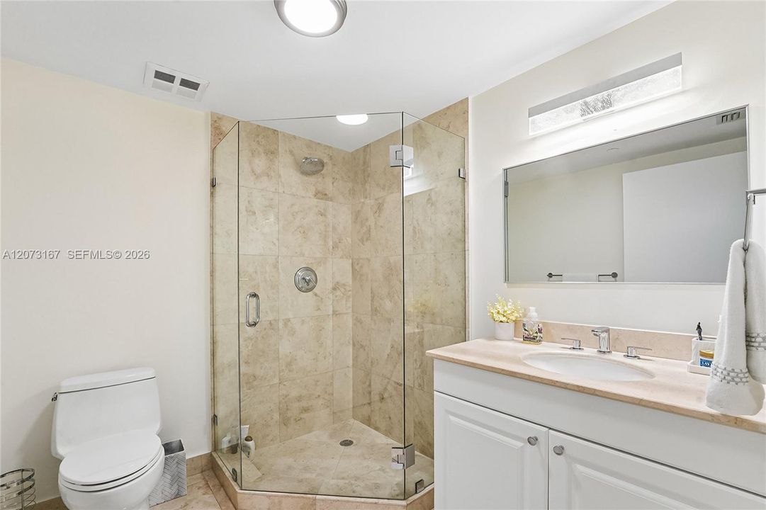 For Rent: $9,300 (3 beds, 3 baths, 3264 Square Feet)