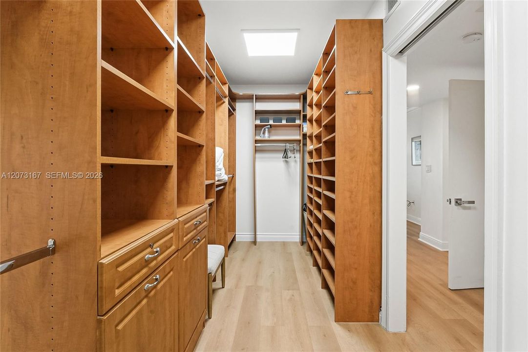For Rent: $9,300 (3 beds, 3 baths, 3264 Square Feet)