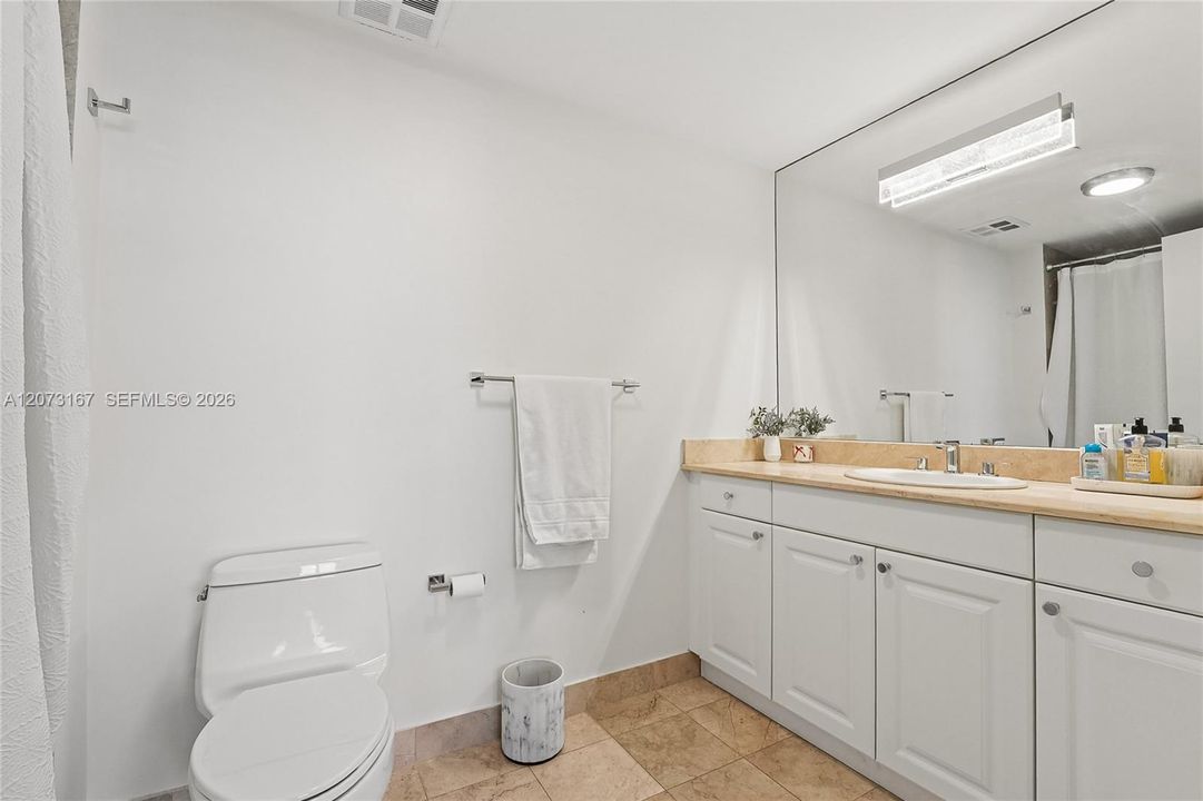 For Rent: $9,300 (3 beds, 3 baths, 3264 Square Feet)