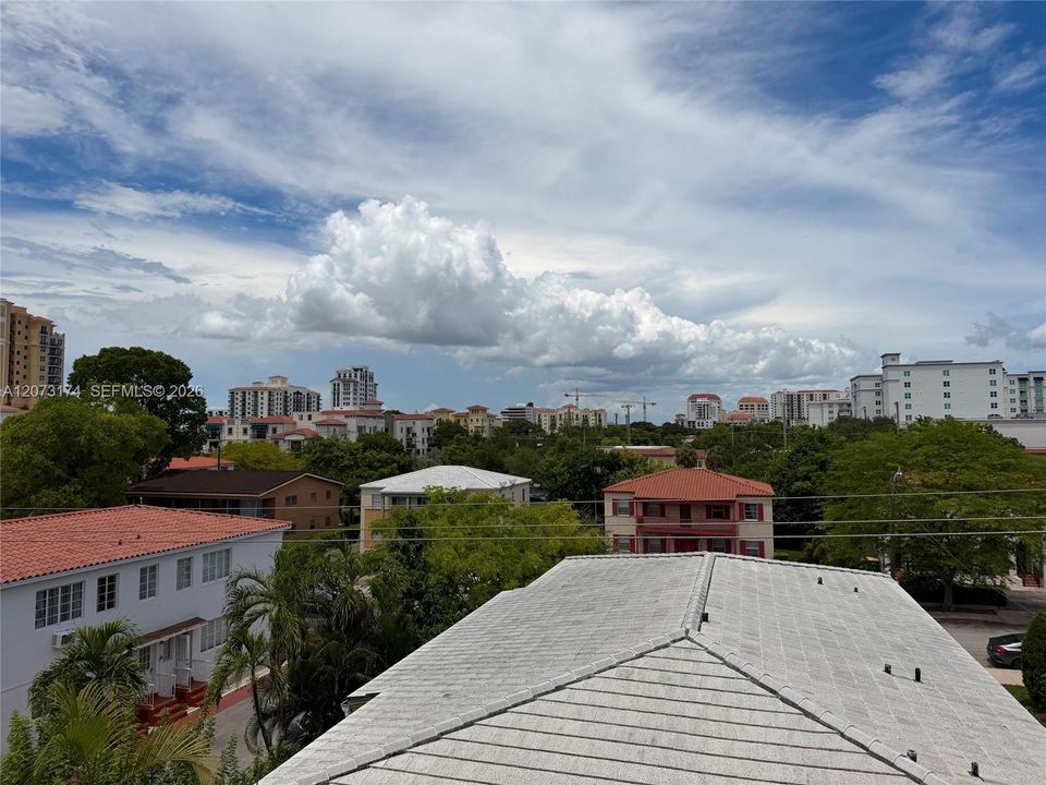 For Rent: $3,250 (2 beds, 2 baths, 1170 Square Feet)